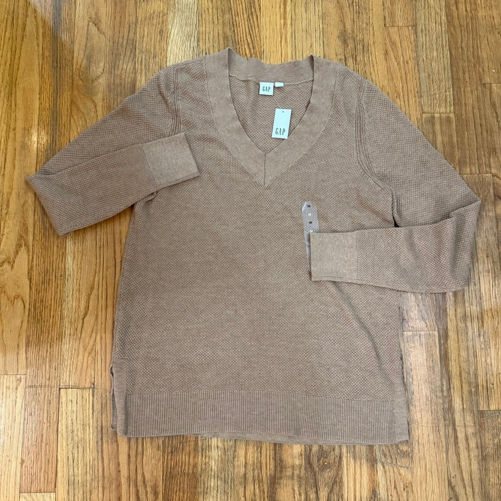 NWT GAP Womens Brown VNeck Textured Long Sleeve Sweater Size Medium NWT Fall - Picture 3 of 12